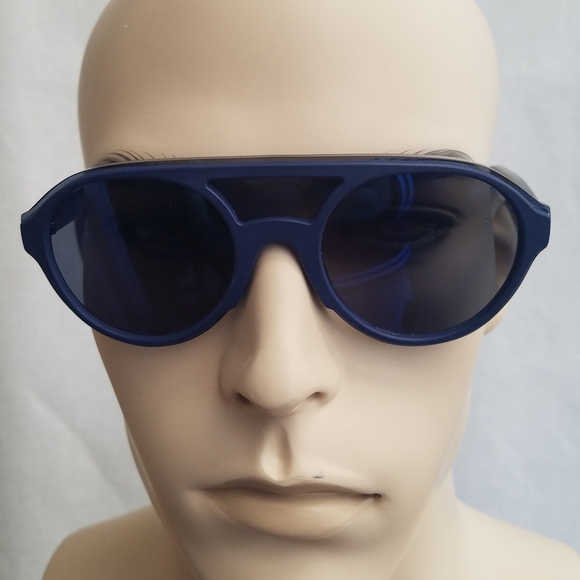 New Men's "MONCLER" Blue Frame Sunglasses - Picture 1 of 6